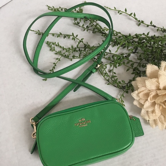 Coach Handbags - Coach Green Pebbled Leather Crossbody Pouch Bag